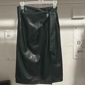 Kate Kasin Faux Leather Elastic High Waisted Skirt